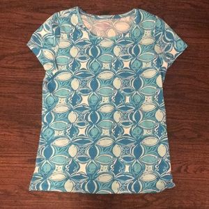 Medium Lilly Pulitzer T-shirt prefect condition